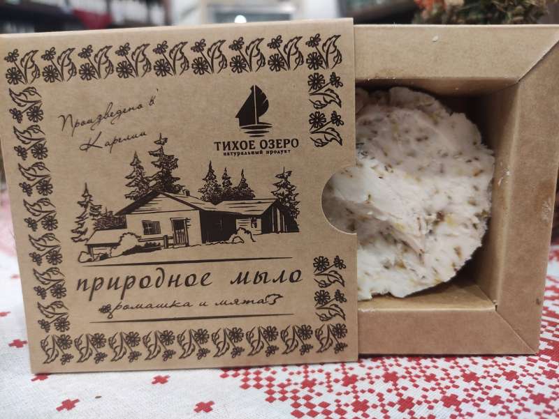 Природное мыло "Ромашка и мята" в подарочной упаковке